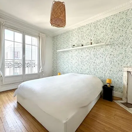 Apartment 3p - 18 Paris